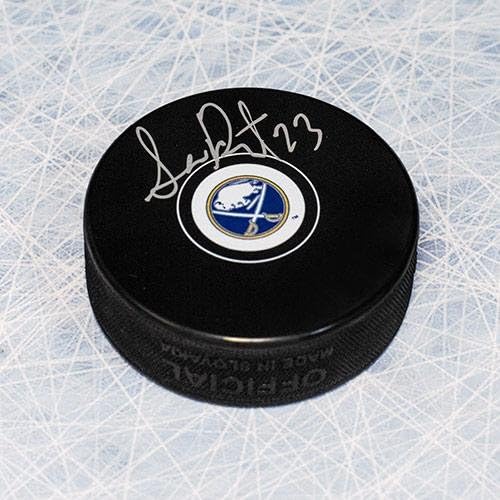 Sam Reinhart Buffalo Sabres potpisao hokejaški Pak - potpisao NHL Pak